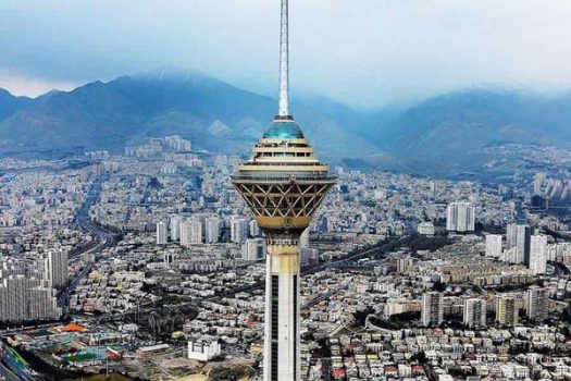 بازدید رایگان بانوان از برج میلاد همزمان با روز مادر بازدید رایگان بانوان از برج میلاد همزمان با روز مادر