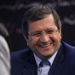 همتی: تحریم مجدد بانک مرکزی نشان از دست خالی آمریکا است