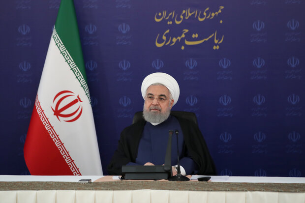 روحانی: هدف دولت تامین ارز و سفارش کالاهای اساسی است/در حد توان به مردم کمک کردیم