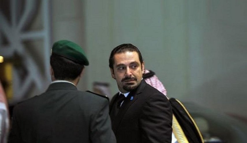 استعفای ۱۱ وزیر کابینه حریری/ دولت لبنان سقوط کرد