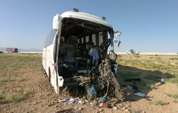 تصادف مرگبار اتوبوس در آزادراه کرج – قزوین