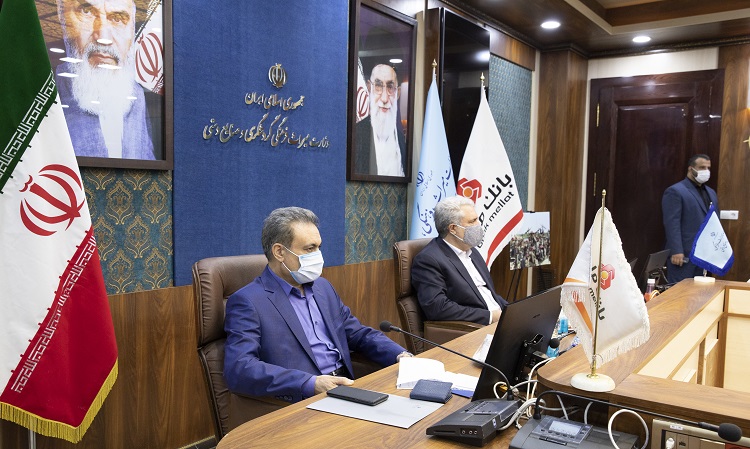 با امضای تفاهمنامه ای عملیاتی شد: صدور سفرکارت ۲۰ میلیونی بانک ملت با نرخ سود ۴ درصد