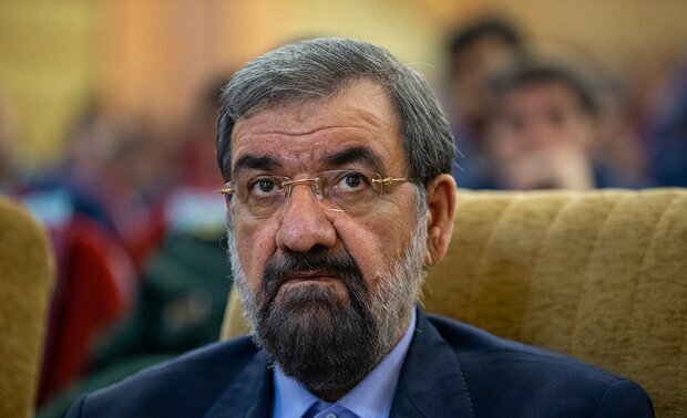 محدود کردن سن ۴۵ سال در رقابت انتخابات ۱۴۰۰ اشتباه بزرگی است