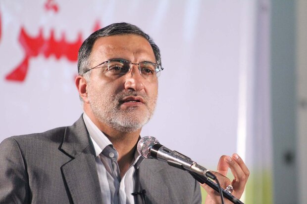 انتقاد زاکانی از لایحه بودجه 1400: چرا با مردم صادق نیستید/ مگر توان تولید و فروش 2 میلیون و 300 هزار بشکه نفت را داریم؟