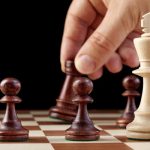 پارادوکس قدرت و حماقت