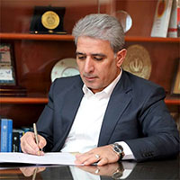 مدیرعامل: سرمایه انسانی، با ارزش ترین سرمایه بانک ملی ایران است