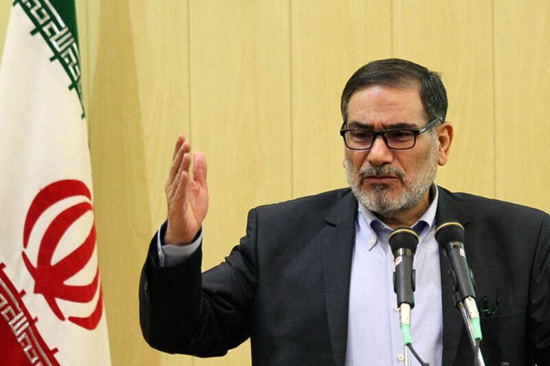 انتقادات صریح شمخانی از توئیت زنی دولتمردان، نحوه افزایش قیمت بنزین و …/نمایش کارآمدی با دلارهای نفتی، ارزشی ندارد /رئیس جمهور اختیارات زیادی دارد