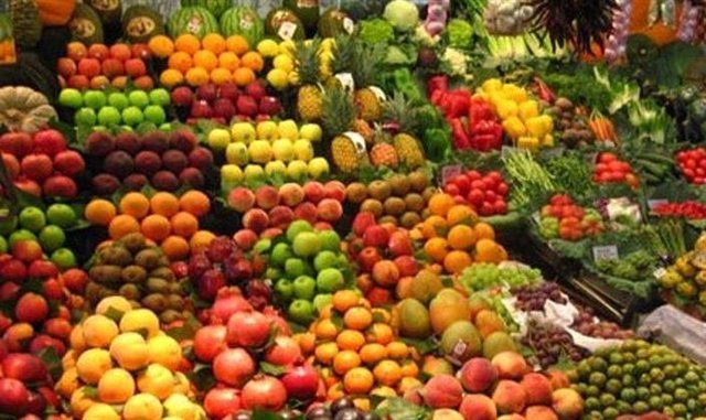 نوسان در قیمت میوه های نوبرانه/ فاکتور در مبدا صادر نمی شود