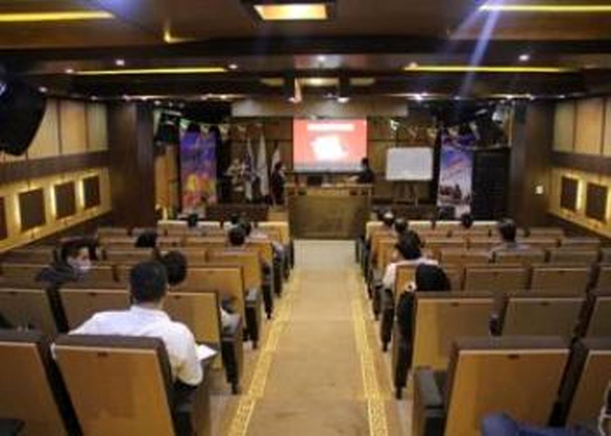 برگزاری کارگاه آشنایی کارکنان مدیریت شهری کرج با قانون جدید چک به همت بانک شهر
