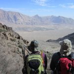 حمله گروهی به زوج کوهنورد یزدی در روز روشن/ راهزن یا زمین‌خوار؟