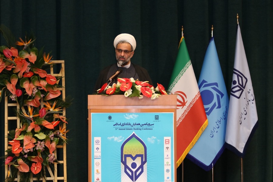 رئیس دانشگاه امام صادق(ع): مواجهه با مباحث فقهی بانک، بیمه و بورس از چالش های جدی نظام اقتصادی ماست