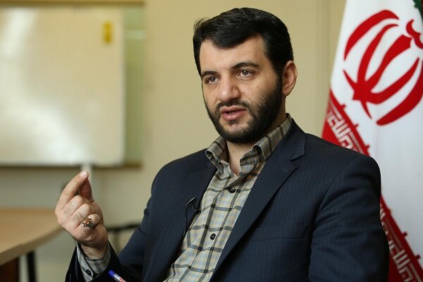 ۲.۴ میلیون نفر بیکار در کشور داریم/ مدیران دارای فساد اقتصادی را برکنار کردیم