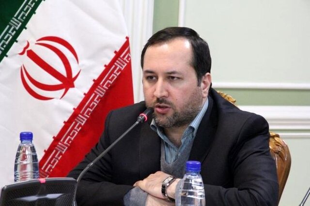 ظلم مضاعف به حقوق بگیران/ لایحه بودجه به نفع بازنشستگان و کارمندان اصلاح می شود/تجربه رأی اعتماد وزرا در لایحه بودجه تکرار نمی‌شود/ رشد 8درصدی اقتصاد دشوار است/ دولت به شاخص محرومیت توجه جدی نکرده است