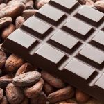 خواص و مضرات شکلات تلخ