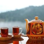 چرا نوشیدن چای پر رنگ مضر است؟