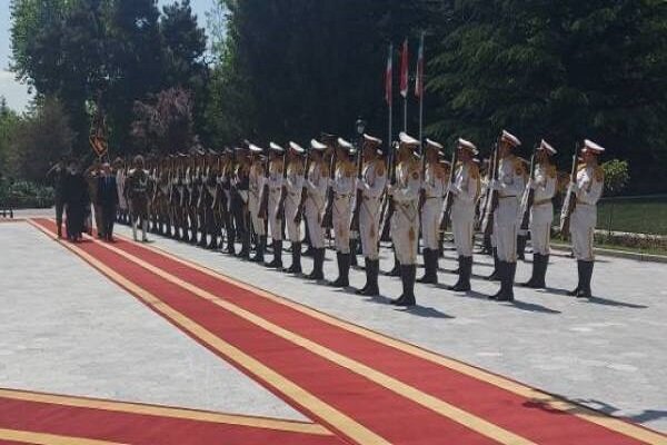 استقبال رسمی «رئیسی» از رئیس‌جمهور عراق