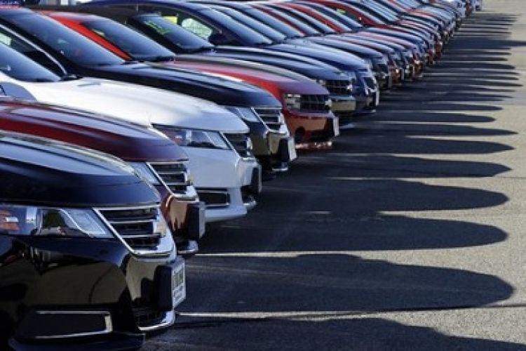 میرتاج‌الدینی: برای واردات خودرو از ارز با منشاء خارجی استفاده شود