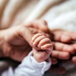 کدام نوزادان سهام یک میلیون و پانصد هزار تومانی می‌گیرند؟