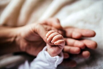 کدام نوزادان سهام یک میلیون و پانصد هزار تومانی میگیرند؟ کدام نوزادان سهام یک میلیون و پانصد هزار تومانی میگیرند؟