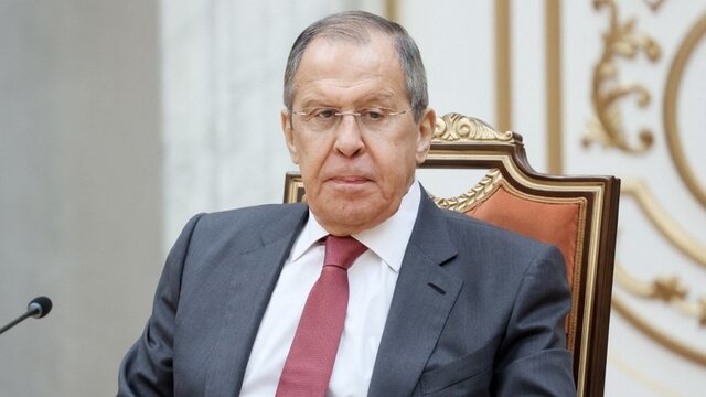 لاوروف: بگذارید ناتو بجنگد، روسیه آماده است!
