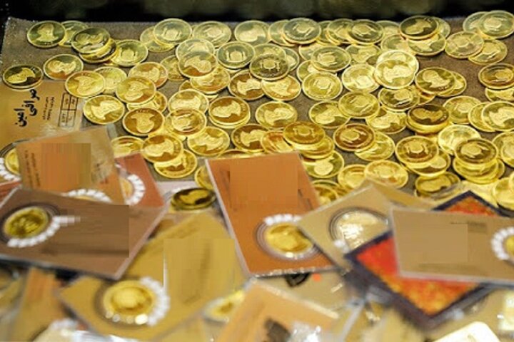 وضعیت قرمز در بازار سکه/ سیگنال قیمت دلار به بازار سکه