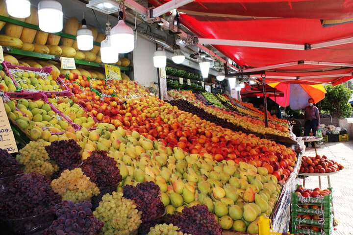 صدر نشینی انبه در بازار میوه / گیلاس ۶۴ هزار تومان
