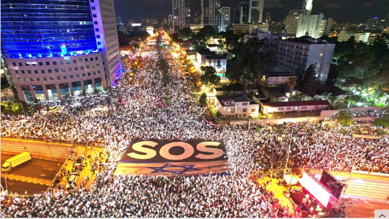 حضور بیش از ۱۴۰ هزار نفر در تظاهرات علیه نتانیاهو