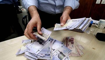 حداقل حقوق کارگران افرایش می‌یابد؟/ افزایش حقوق کارگر تورم‌زا نیست
