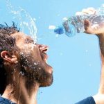 تابستان روزی چند لیوان آب بنوشیم؟