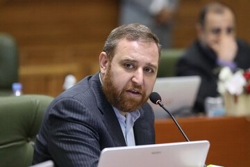 اعتراف عضو شورای شهر تهران: برخی عوامل شهرداری «رشوه» می‌گیرند