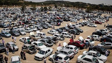این خودرو ۲۳۰ میلیون تومان ارزان شد/ حباب قیمت خودرو ترکید