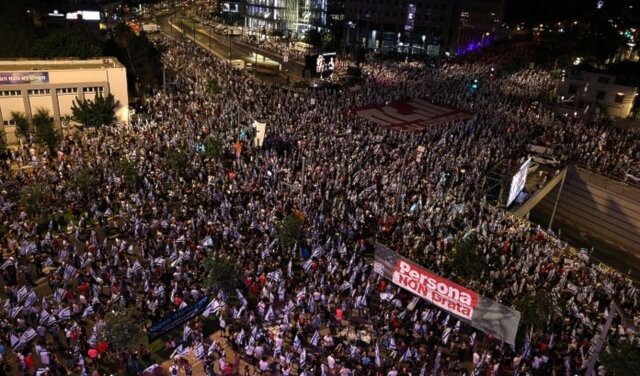 تظاهرات ده‌ها هزار نفری علیه کابینه نتانیاهو برای سی‌وششمین هفته متوالی