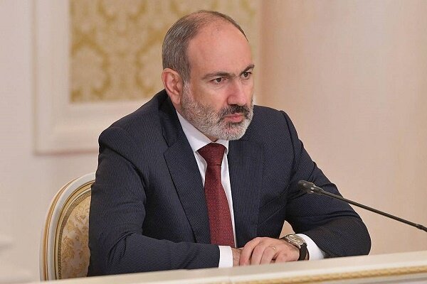 پاشینیان:متأسفم که فرصت فردا برای امضای توافق صلح با باکو از بین رفت/ آماده استعفا هستم