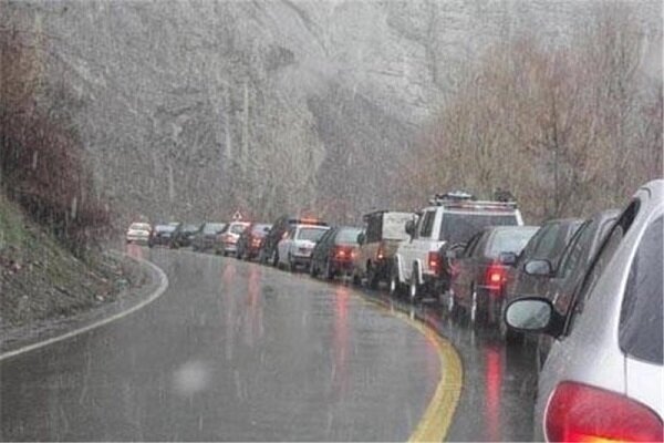 بارش باران در محورهای چالوس، هراز و فیروزکوه