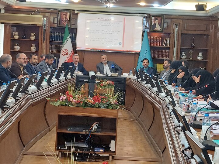 لزوم سرشماری نفوس کشور برای پیش بینی وضعیت سالمندی/ با موج سالمند تحصیل کرده مواجهیم
