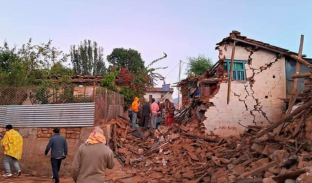 زلزله در غرب نپال با ۱۳۲ کشته/ احتمال افزایش فوتی‌ها وجود دارد