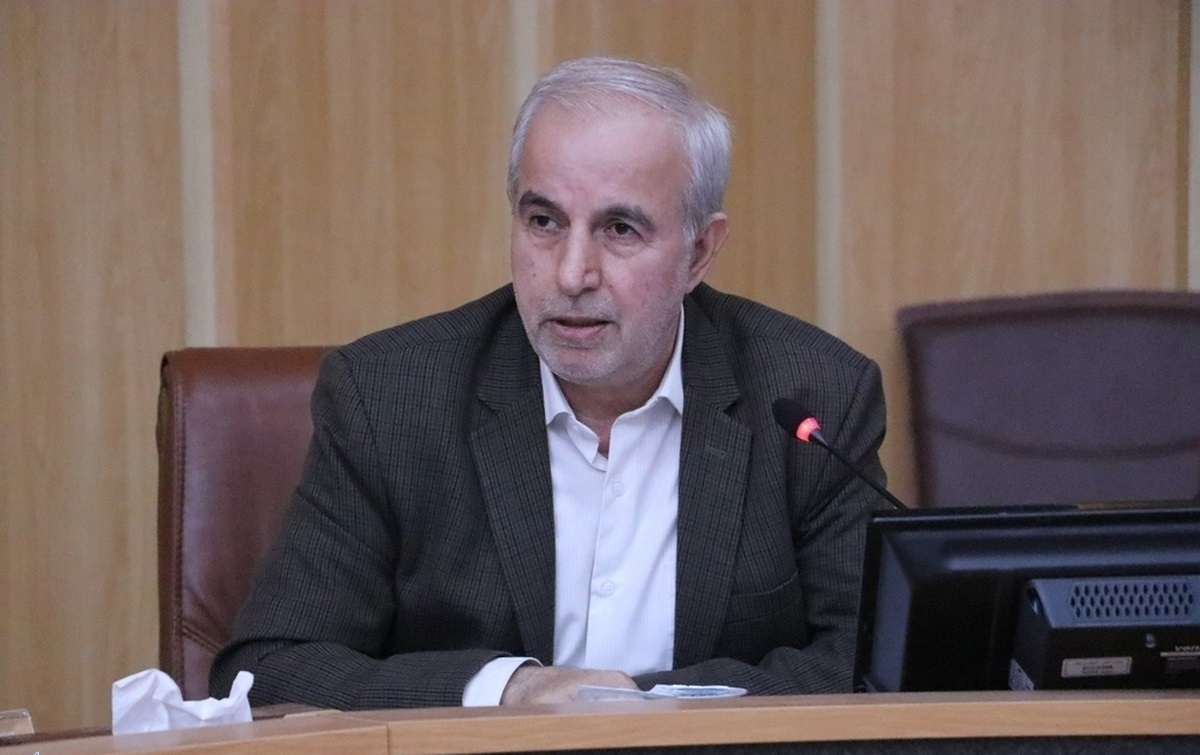 نماینده مجلس: وعده مهار تورم توسط رئیسی با واقعیتهای لایحه بودجه ممکن نیست نماینده مجلس: وعده مهار تورم توسط رئیسی با واقعیتهای لایحه بودجه ممکن نیست