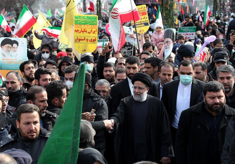 رئیسی: ایران بر سیاست نه شرقی و غربی استوار است/در عالم کسی جرات تجاوز به این آب و خاک را ندارد