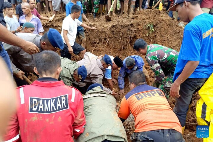 رانش زمین در غرب اندونزی؛ دست کم ۲۰ نفر کشته و مصدوم شدند