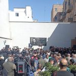 پیکر رضا داودنژاد تشییع شد/ پژمان بازغی: صرف فعلِ بودن برای او زود بود