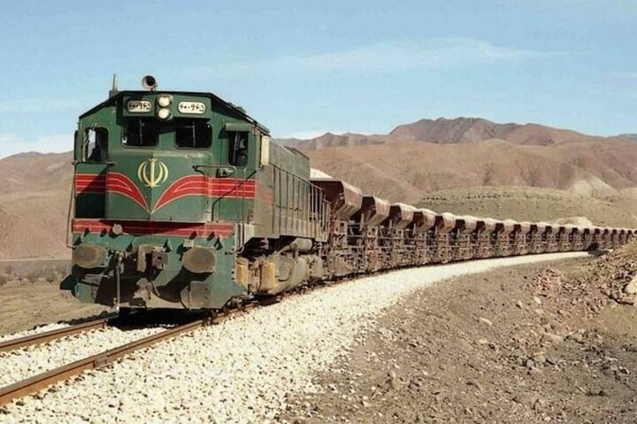 پیش‌فروش بلیت قطارهای مسافری اردیبهشت آغاز شد