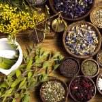 فروش داروی گیاهی در عطاری‌ها ممنوع است/همکاری با پلیس فتا