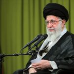 حضرت آیت الله خامنه‌ای: در ۲۲ بهمن دشمن را مأیوس کنید