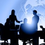 یکه‌تازی کاسبان و دلالان در عرصه فرهنگ و هنر/مدیران انتصابی فرق دوغ و دوشاب را نمی‌دانند!