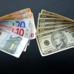 تداوم کاهش نرخ یورو در معاملات مرکز مبادله امروز