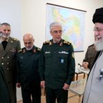 اعطای «نشان فتح» به سردار حاجی‌زاده از سوی فرمانده‌کل قوا