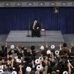 تصمیم‌گیران به هیچ وجه ملاحظه خواسته‌ها و مواضع آمریکا و صهیونیست‌ها را نکنند/ از مقاومت حمایت می‌کنیم