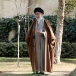 رهبر انقلاب سه اصله نهال کاشتند