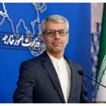 بقائی: کشور نباید وابسته مذاکرات باشد؛ دستگاه‌ها به کارشان ادامه دهند