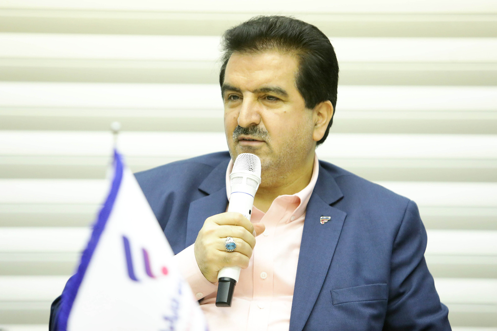 آمادگی بانک رفاه کارگران به منظور حمایت از شرکتهای دانشبنیان فعال در صنعت نفت، گاز و پتروشیمی آمادگی بانک رفاه کارگران به منظور حمایت از شرکتهای دانشبنیان فعال در صنعت نفت، گاز و پتروشیمی